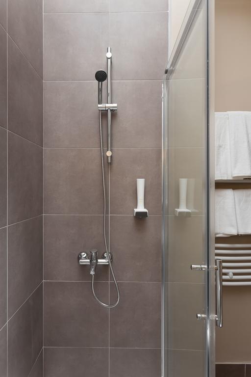 Hotel London B&B Skopje Bilik gambar