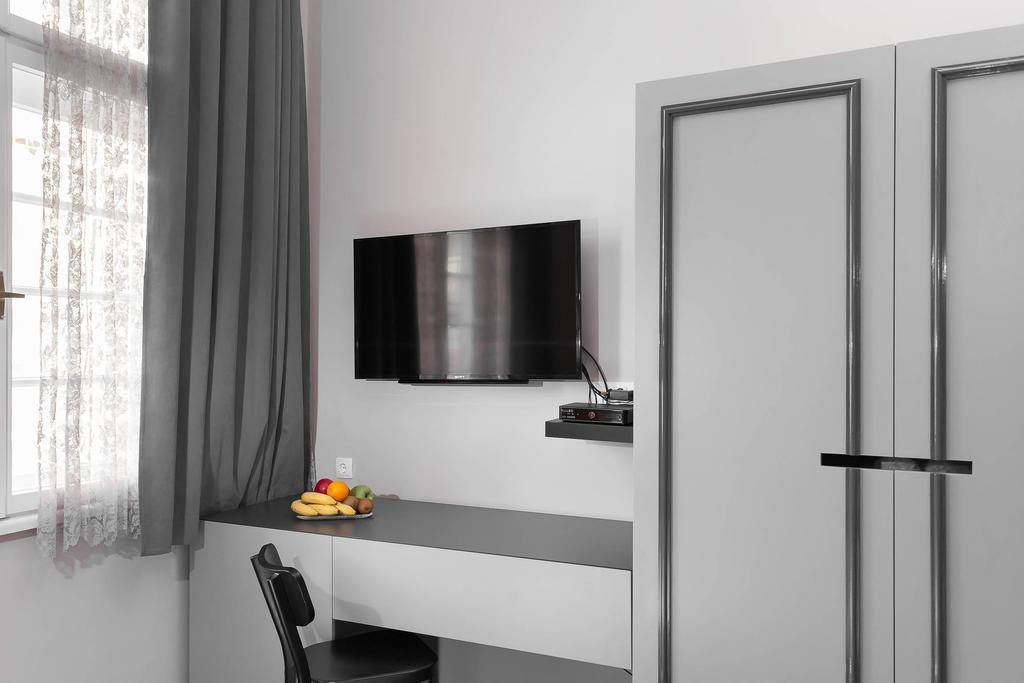 Hotel London B&B Skopje Bilik gambar