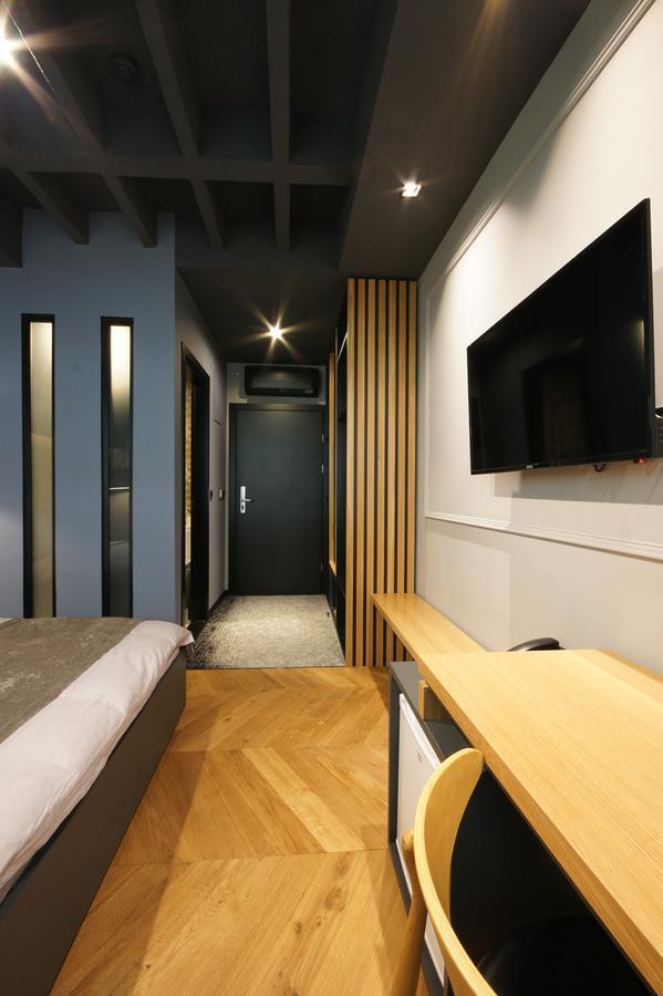 Hotel London B&B Skopje Luaran gambar