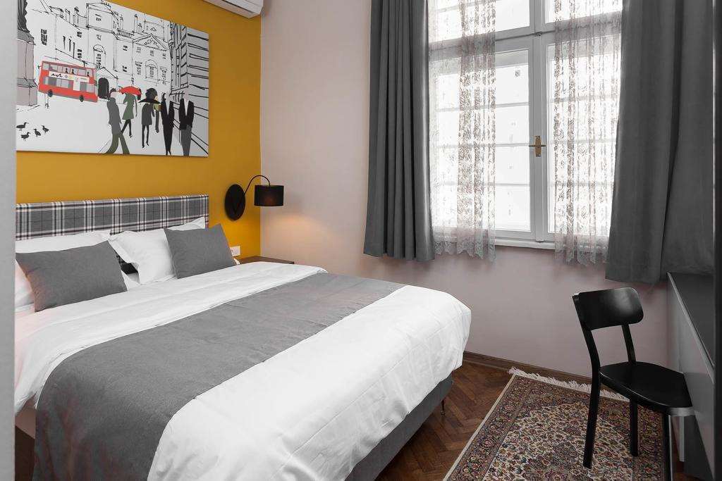 Hotel London B&B Skopje Bilik gambar
